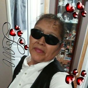 Meet your Posher, Elvira